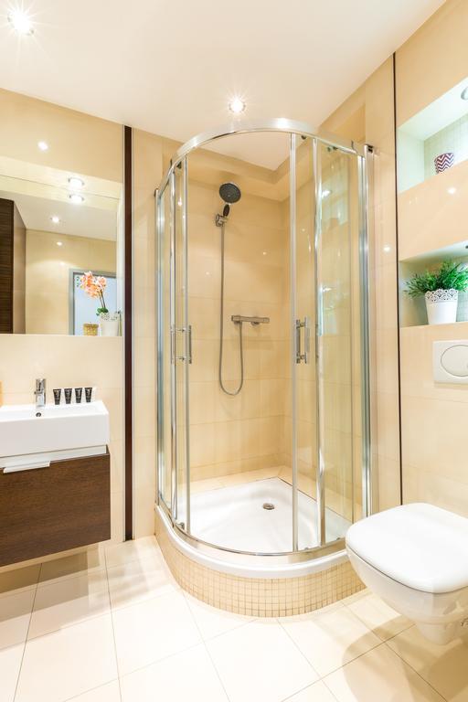 קרקוב Friendhouse Apartments Angel City מראה חיצוני תמונה