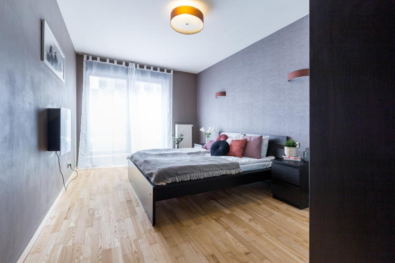 קרקוב Friendhouse Apartments Angel City מראה חיצוני תמונה
